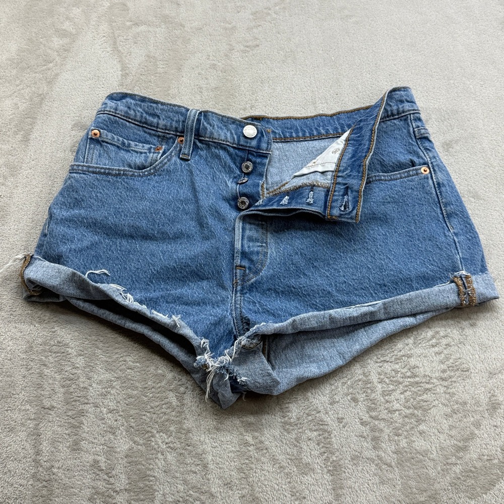Levi's 501 Original Shorts Women 32 Blue Denim HR Button Fly Retro Boho Cutoffs